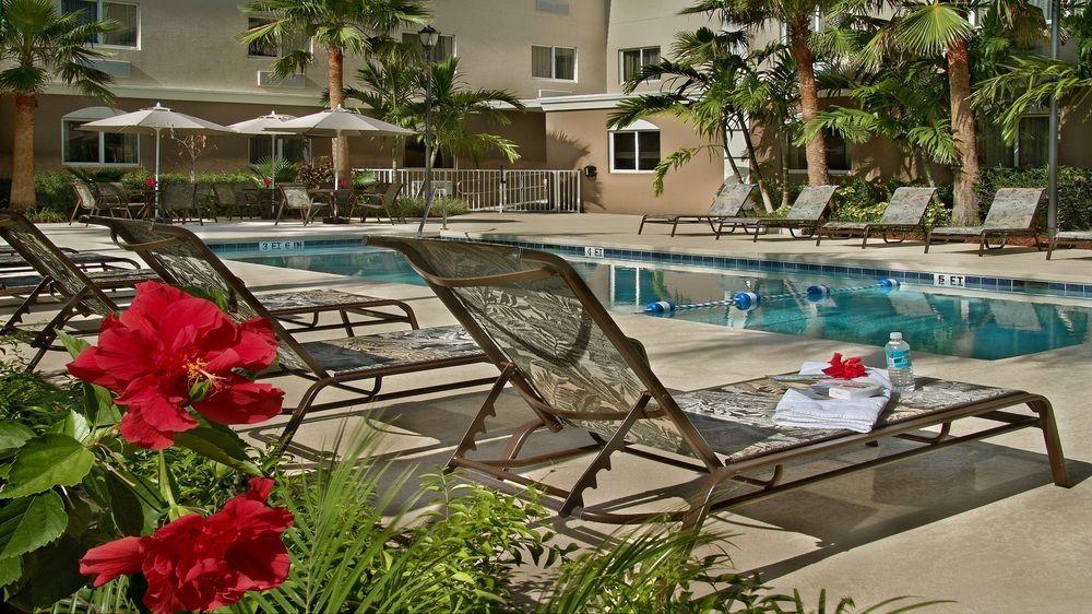 Holiday Inn Express West Palm Beach Metrocentre By Ihg Luaran gambar